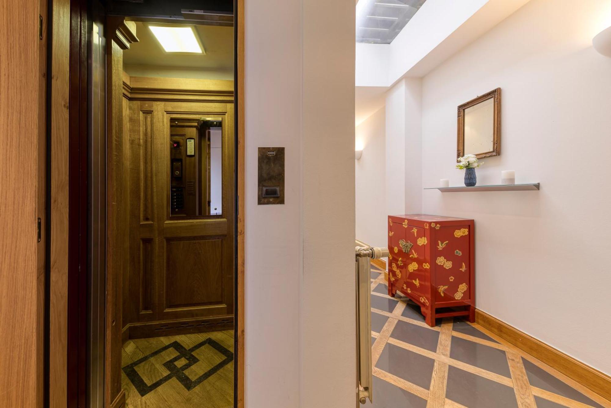 Chic Penthouse Grand-Place بروكسل المظهر الخارجي الصورة